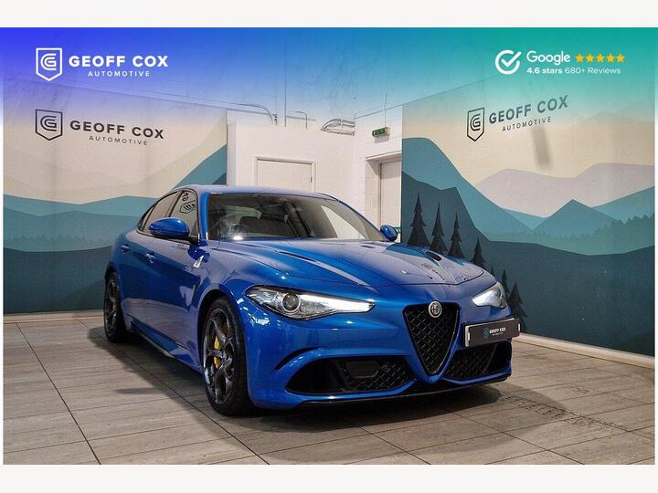 Alfa Romeo Giulia 2.9 V6 Bi-Turbo Quadrifoglio Auto Euro 6 (s/s) 4dr Alfa Romeo Giulia 2.9 V6 Bi-Turbo Quadrifoglio Auto Euro 6 (s/s) 4dr