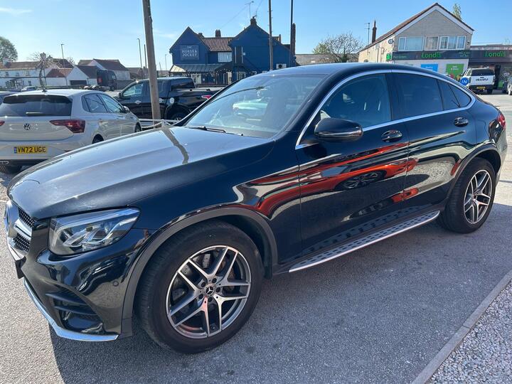 Mercedes-Benz GLC 2.1 GLC220d AMG Line Coupe G-Tronic+ 4MATIC Euro 6 (s/s) 5dr Mercedes-Benz GLC 2.1 GLC220d AMG Line Coupe G-Tronic+ 4MATIC Euro 6 (s/s) 5dr