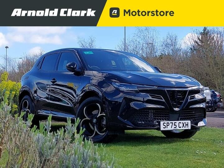 Alfa Romeo Junior 1.2 MHEV Ibrida Intensa E-DCT Euro 6 (s/s) 5dr