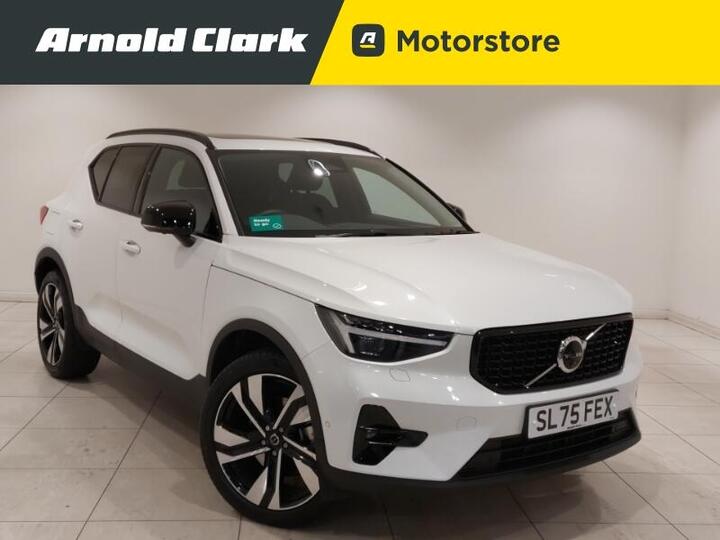 Volvo XC40 2.0 B4 MHEV Ultra Dark DCT Auto Euro 6 (s/s) 5dr