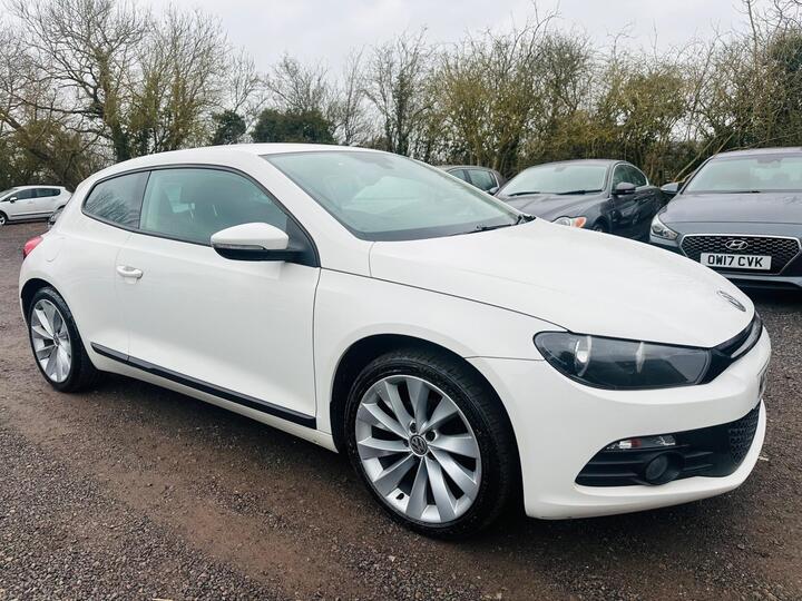 Volkswagen Scirocco 2.0 TDI BlueMotion Tech GT Euro 5 (s/s) 3dr