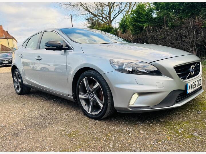 Volvo V40 2.0 D2 R-Design Nav Euro 6 (s/s) 5dr