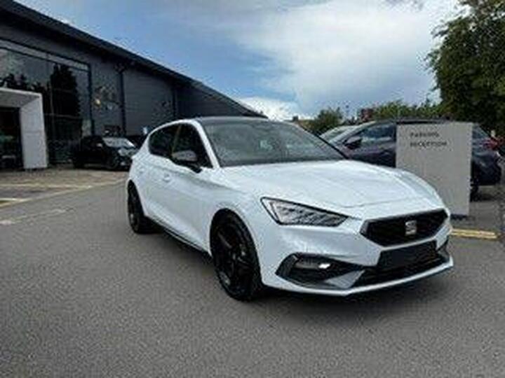 SEAT Leon 1.5 TSI FR Black Edition Euro 6 (s/s) 5dr