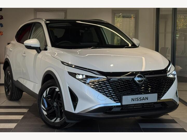 Nissan Qashqai 1.3 DIG-T MHEV N-Connecta Euro 6 (s/s) 5dr