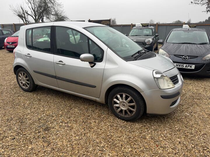 Renault Modus 1.5 DCi Privilege 5dr
