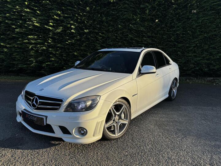 Mercedes-Benz C CLASS 6.3 C63 V8 AMG