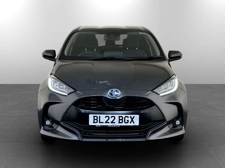 Toyota Yaris 1.5 VVT-h Design E-CVT Euro 6 (s/s) 5dr