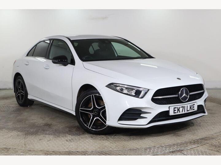 Mercedes-Benz A-CLASS 1.3 A250e 15.6kWh AMG Line Edition 8G-DCT Euro 6 (s/s) 4dr