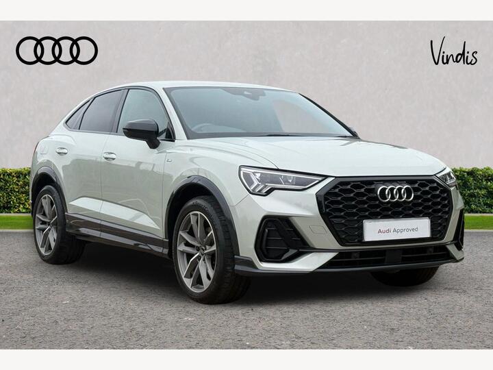 Audi Q3 Sportback 1.5 TFSI CoD 35 Black Edition Sportback S Tronic Euro 6 (s/s) 5dr