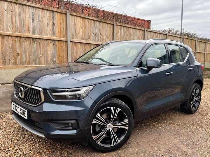 Volvo XC40 2.0 T4 Inscription Pro Auto Euro 6 (s/s) 5dr