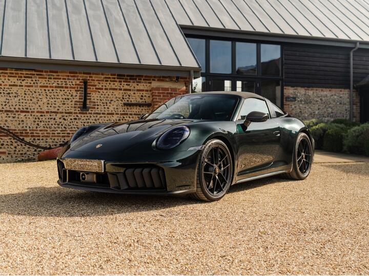 Porsche 911 3.6 T-Hybrid 992 4 GTS Targa PDK 4WD Euro 6 (s/s) 2dr