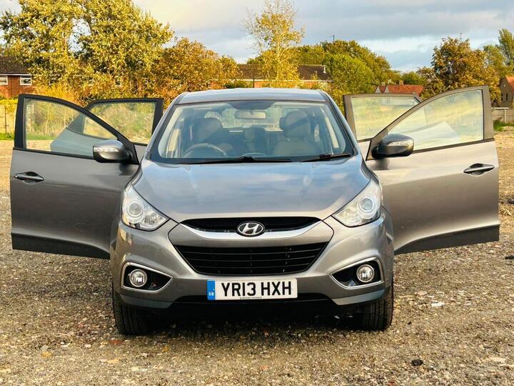 Hyundai Ix35 1.7 CRDi Style Euro 5 (s/s) 5dr Hyundai Ix35 1.7 CRDi Style Euro 5 (s/s) 5dr