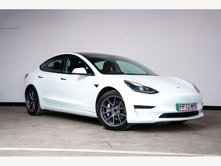 Tesla Model 3 Auto RWD 4dr