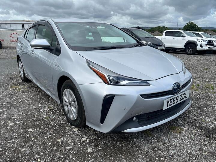 Toyota Prius 1.8 VVT-h Business Edition Euro 6 5dr Toyota Prius 1.8 VVT-h Business Edition Euro 6 5dr