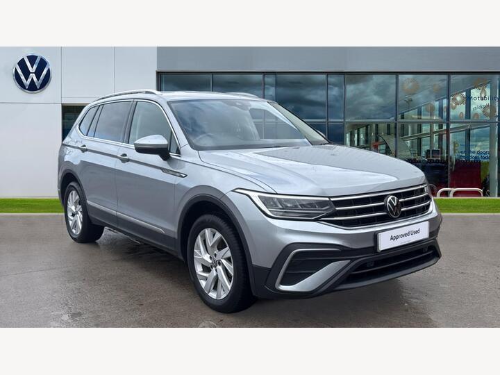 Volkswagen Tiguan Allspace 1.5 TSI Life DSG Euro 6 (s/s) 5dr Volkswagen Tiguan Allspace 1.5 TSI Life DSG Euro 6 (s/s) 5dr