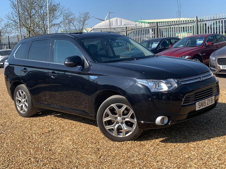 Mitsubishi Outlander 2.0h 12kWh GX4h CVT 4WD Euro 5 (s/s) 5dr Mitsubishi Outlander 2.0h 12kWh GX4h CVT 4WD Euro 5 (s/s) 5dr