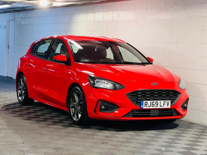 Ford Focus 1.5T EcoBoost ST-Line Euro 6 (s/s) 5dr