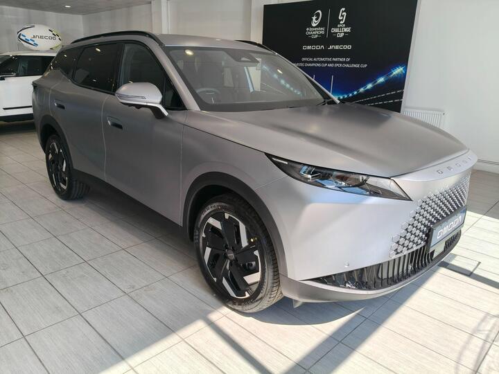 OMODA 7 1.5T SHS 18.4kWh Knight DHT1 Euro 6 (s/s) 5dr
