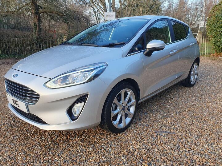 Ford Fiesta 1.0T EcoBoost Titanium X Euro 6 (s/s) 5dr Ford Fiesta 1.0T EcoBoost Titanium X Euro 6 (s/s) 5dr