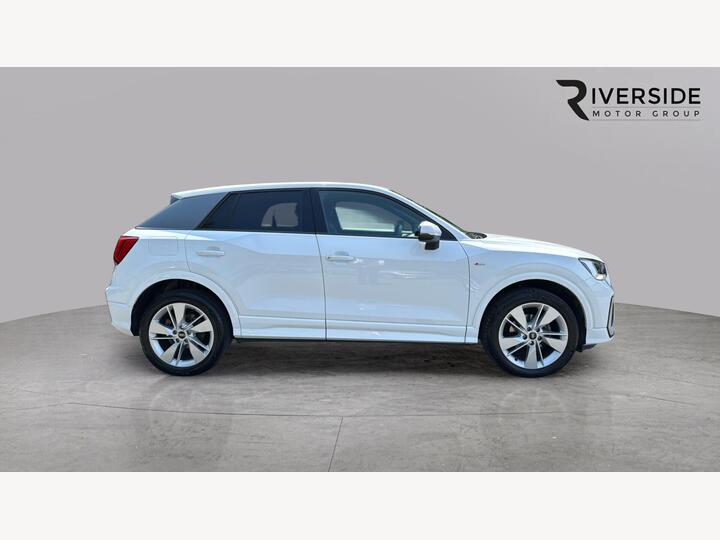 Audi Q2 1.0 TFSI 30 S Line Euro 6 (s/s) 5dr