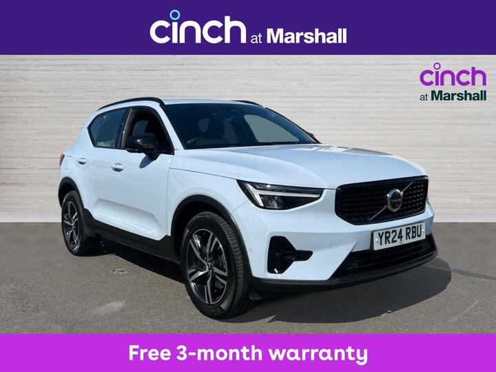 Volvo XC40 2.0 B3 MHEV Plus Dark DCT Auto Euro 6 (s/s) 5dr