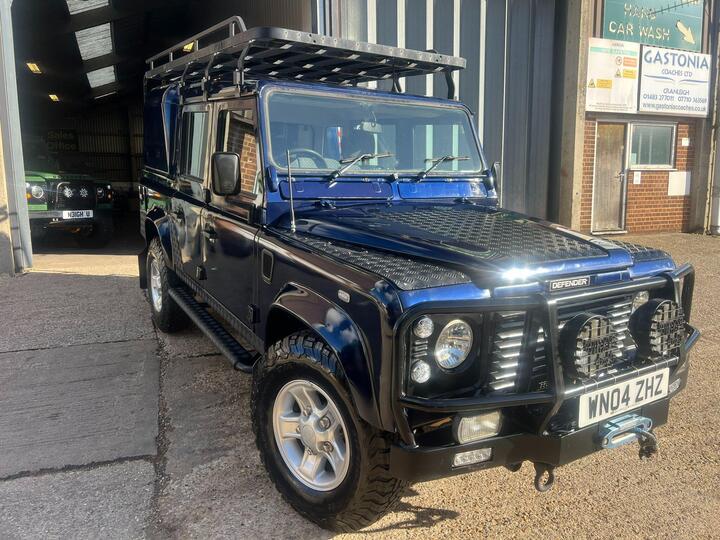 Land Rover Defender 110 2.5 TD5 County Station Wagon 5dr Land Rover Defender 110 2.5 TD5 County Station Wagon 5dr