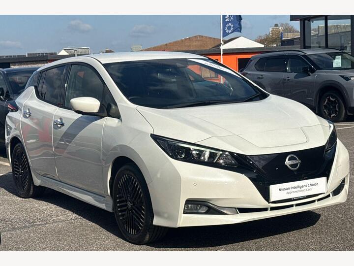 Nissan Leaf 39kWh N-Connecta Auto 5dr