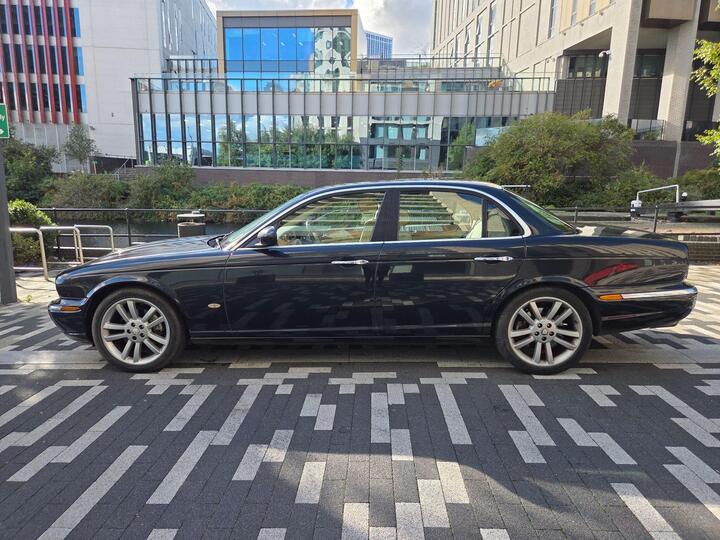 Jaguar XJ 2.7 TDVi Sovereign 4dr