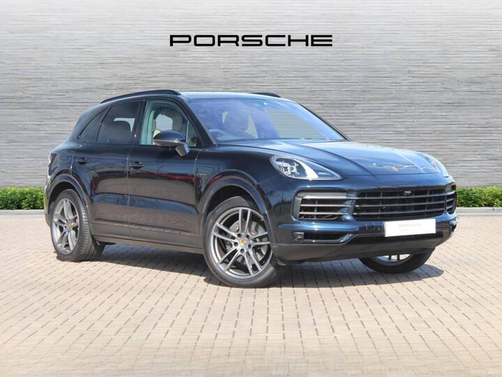 Porsche Cayenne 3.0 V6 E-Hybrid 17.9kWh Platinum Edition TiptronicS 4WD Euro 6 (s/s) 5dr (3.6kW Charger)