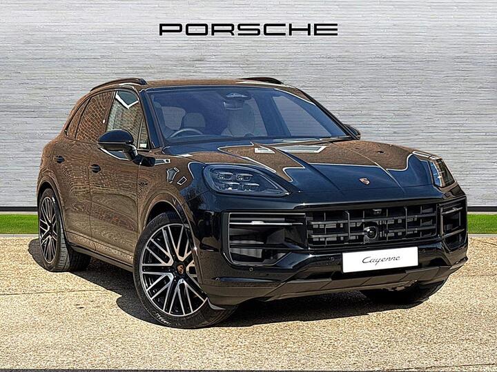 Porsche Cayenne 3.0 V6 E-Hybrid 25.9kWh Black Edition TiptronicS 4WD Euro 6 (s/s) 5dr