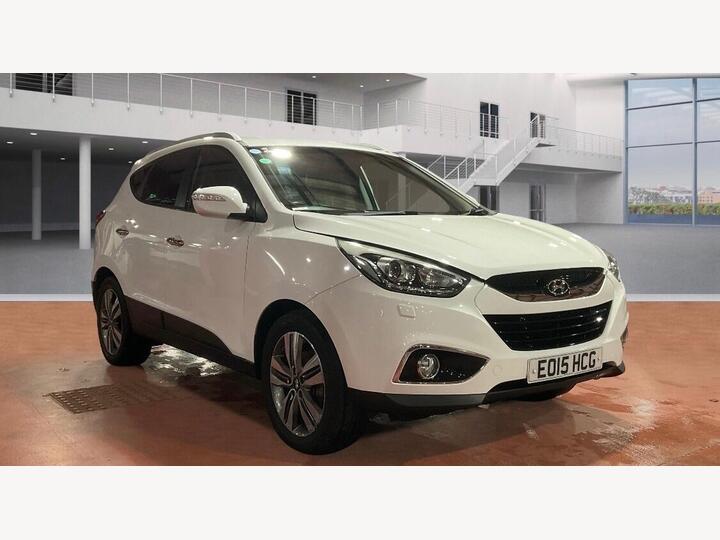 Hyundai Ix35 2.0 CRDi Premium Auto 4WD Euro 5 5dr Hyundai Ix35 2.0 CRDi Premium Auto 4WD Euro 5 5dr