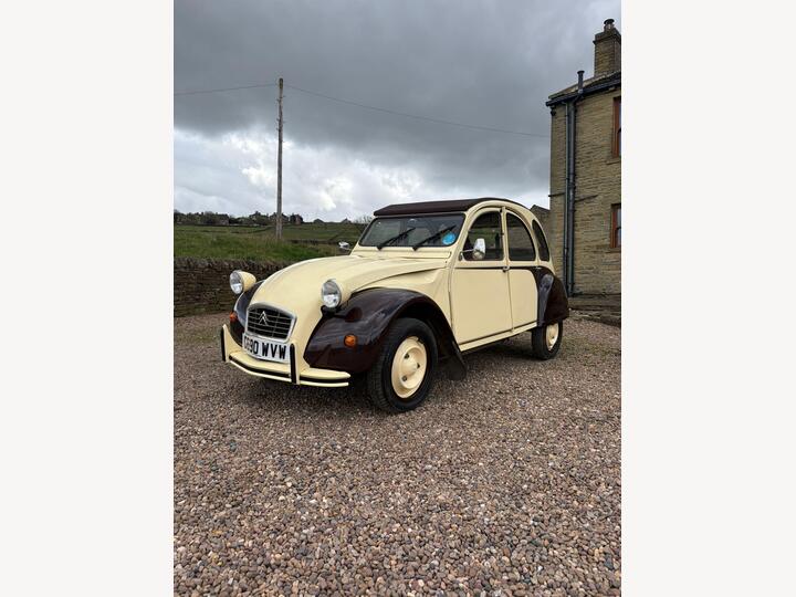Citroen 2 CV 0.6 Special 4dr
