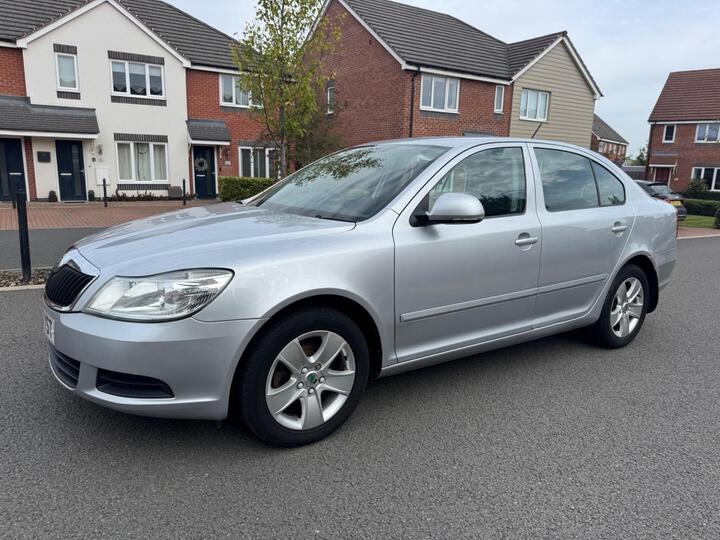 Skoda Octavia 1.6 TDI SE Euro 5 5dr