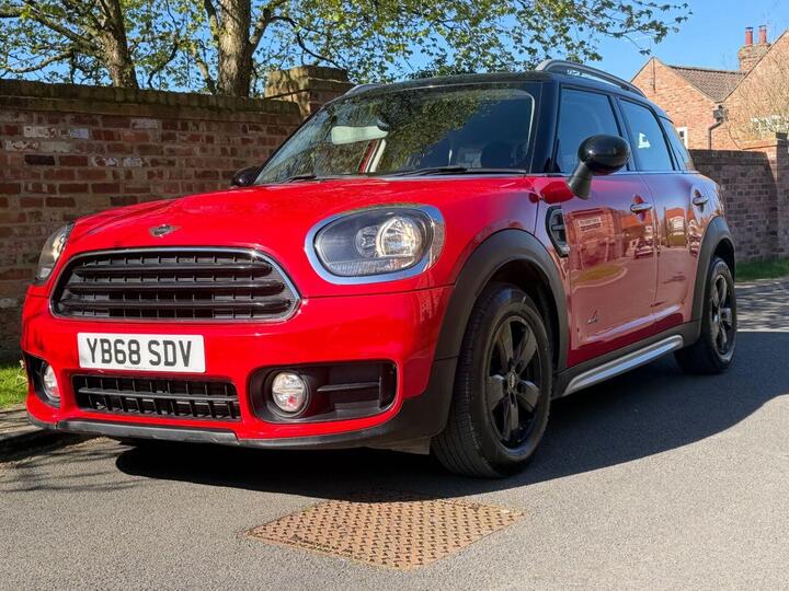 MINI COUNTRYMAN 2.0 Cooper D Classic Auto ALL4 Euro 6 (s/s) 5dr