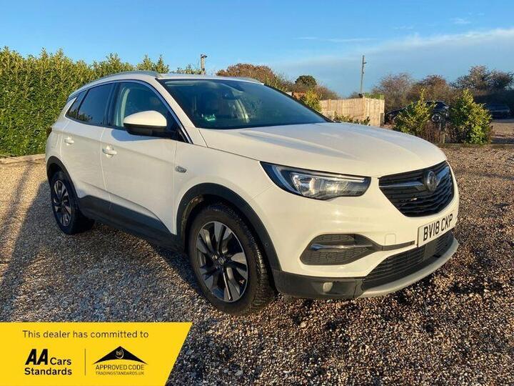 Vauxhall GRANDLAND X 1.6 Turbo D BlueInjection Sport Nav Euro 6 (s/s) 5dr Vauxhall GRANDLAND X 1.6 Turbo D BlueInjection Sport Nav Euro 6 (s/s) 5dr