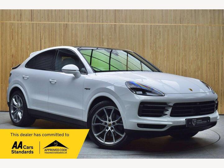 Porsche Cayenne 3.0 V6 E-Hybrid 17.9kWh Platinum Edition TiptronicS 4WD Euro 6 (s/s) 5dr (3.6kW Charger) Porsche Cayenne 3.0 V6 E-Hybrid 17.9kWh Platinum Edition TiptronicS 4WD Euro 6 (s/s) 5dr (3.6kW Charger)