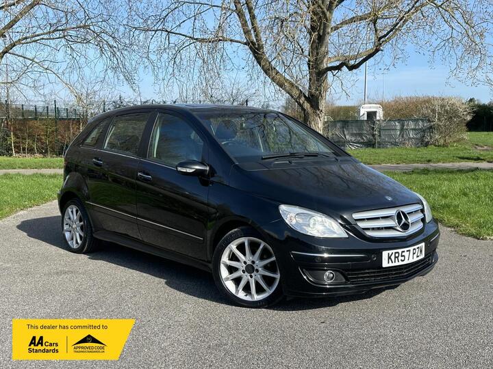 Mercedes-Benz B Class 2.0 B180 SE CVT 5dr Mercedes-Benz B Class 2.0 B180 SE CVT 5dr