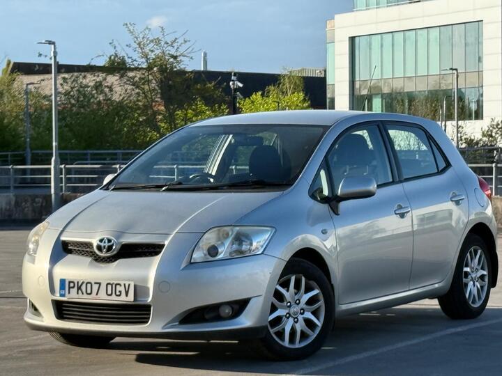 Toyota Auris 1.6 VVT-i TR 5dr