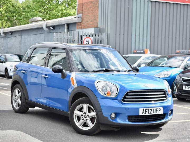 MINI Countryman 1.6 Cooper Steptronic Euro 5 5dr MINI Countryman 1.6 Cooper Steptronic Euro 5 5dr
