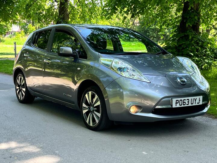 Nissan Leaf 24kWh Tekna Auto 5dr