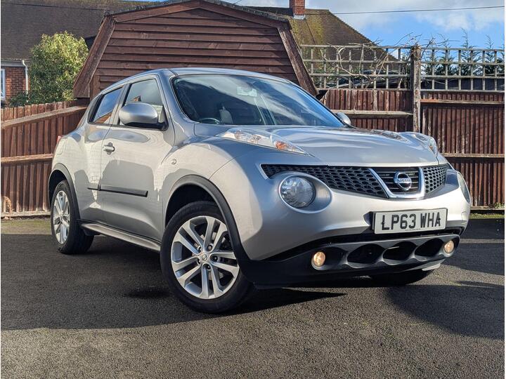Nissan Juke 1.6 Acenta Premium CVT Euro 5 5dr