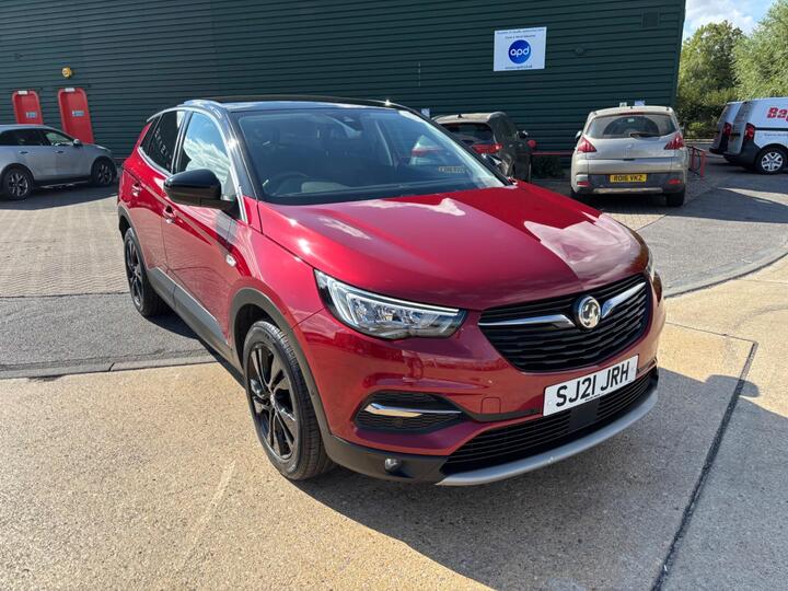 Vauxhall Grandland X 1.2 Turbo SRi Nav Euro 6 (s/s) 5dr