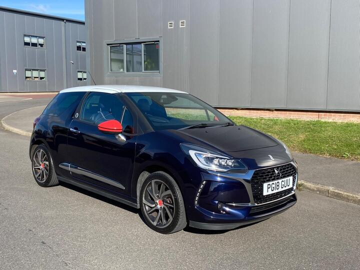 DS AUTOMOBILES DS 3 1.2 PureTech Ines De La Fressange Euro 6 (s/s) 3dr DS AUTOMOBILES DS 3 1.2 PureTech Ines De La Fressange Euro 6 (s/s) 3dr
