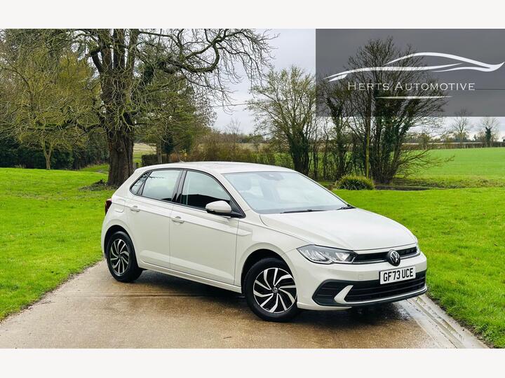 Volkswagen Polo 1.0 TSI Life Euro 6 (s/s) 5dr Volkswagen Polo 1.0 TSI Life Euro 6 (s/s) 5dr