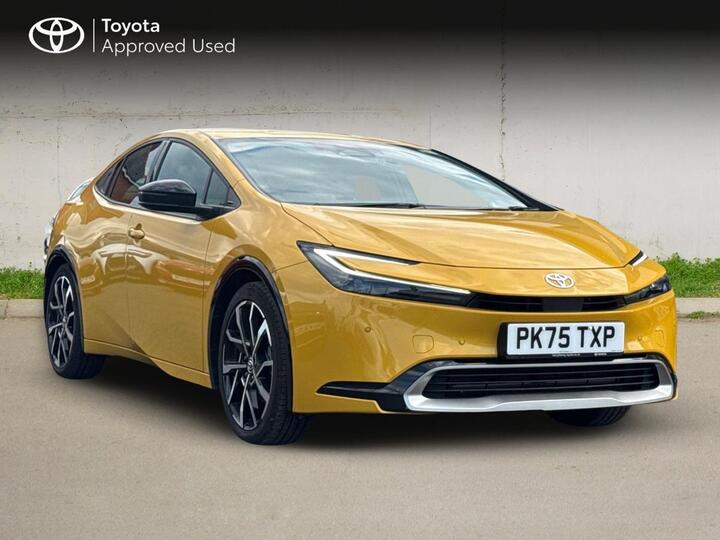 Toyota Prius 2.0 13.6kWh Excel CVT Euro 6 (s/s) 5dr