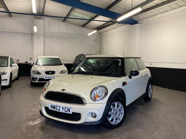 MINI Hatch 1.6 First Euro 5 3dr