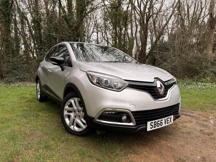 Renault Captur 1.5 DCi ENERGY Dynamique Nav Euro 6 (s/s) 5dr
