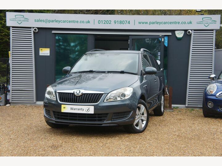 Skoda Fabia 1.6 TDI SE Euro 5 5dr Skoda Fabia 1.6 TDI SE Euro 5 5dr