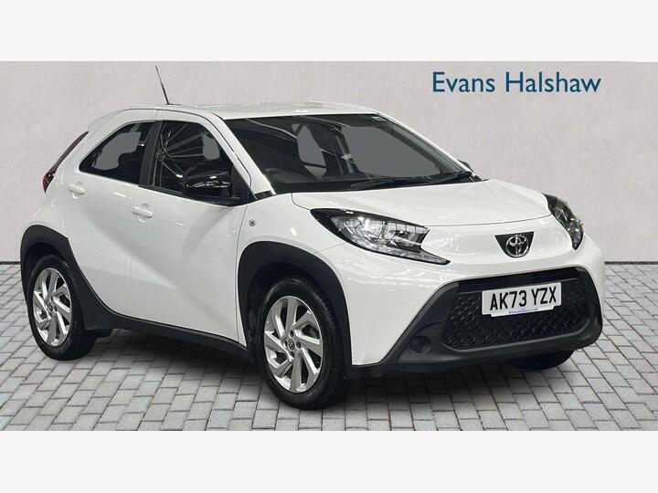 Toyota AYGO X HATCHBACK 1.0 VVT-i Pure X-shift Euro 6 (s/s) 5dr