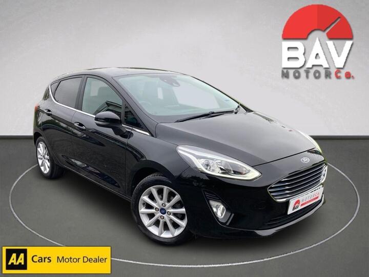 Ford Fiesta 1.0T EcoBoost Titanium Euro 6 (s/s) 5dr
